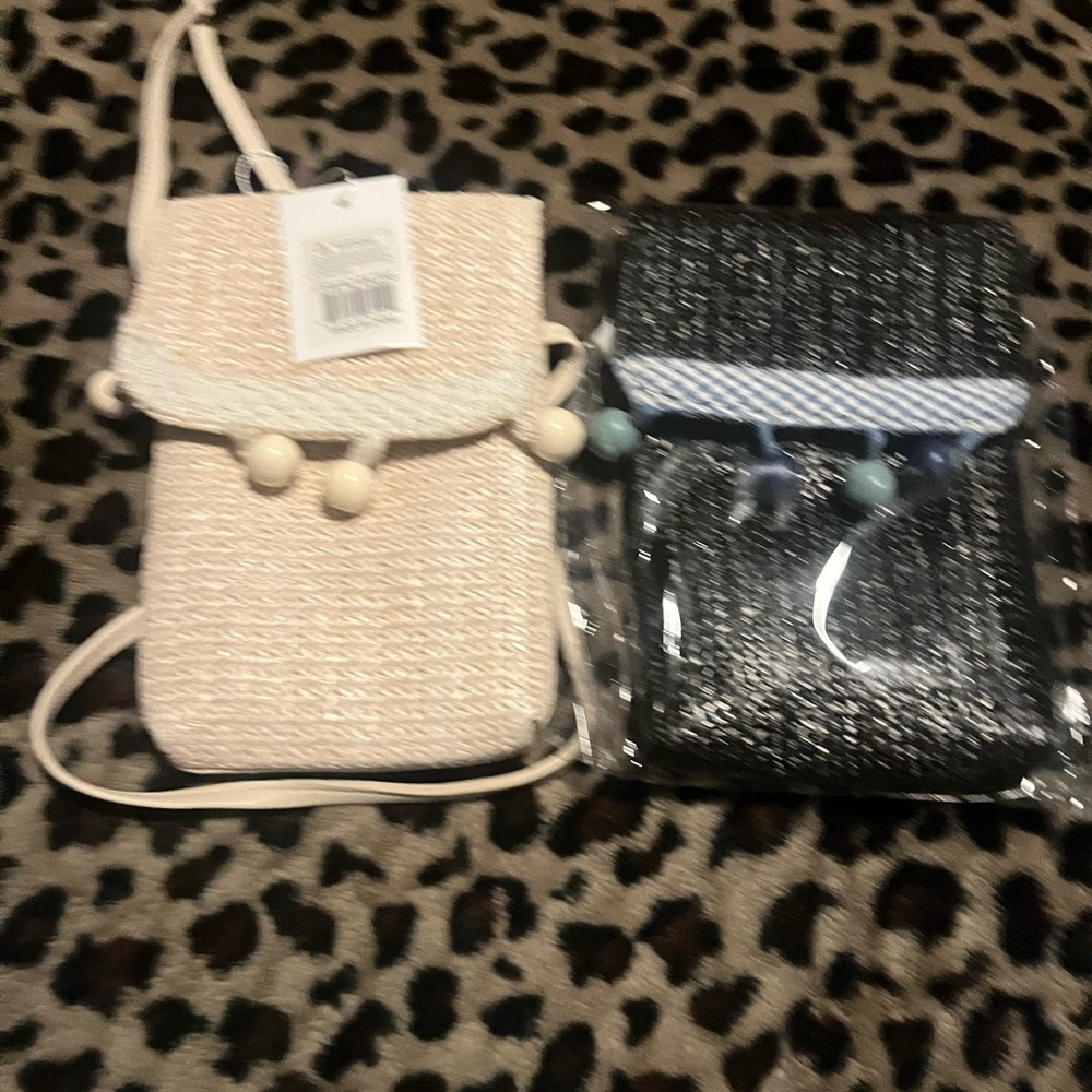 Elegant Crossbody Bag Set in Cream and Black
